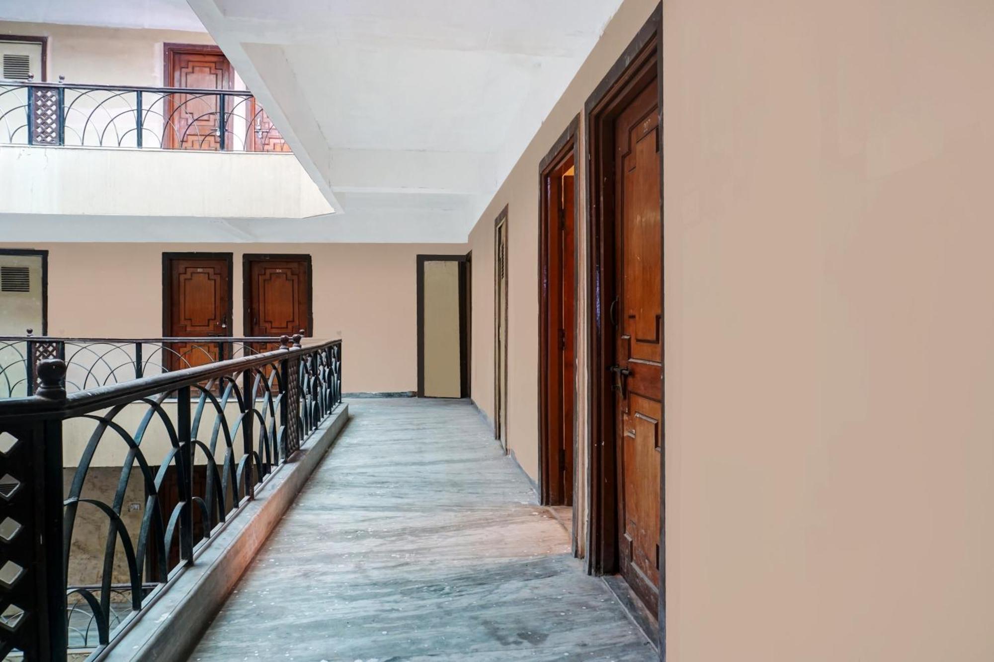 Hotel O Akash Lodge Latur Exterior photo