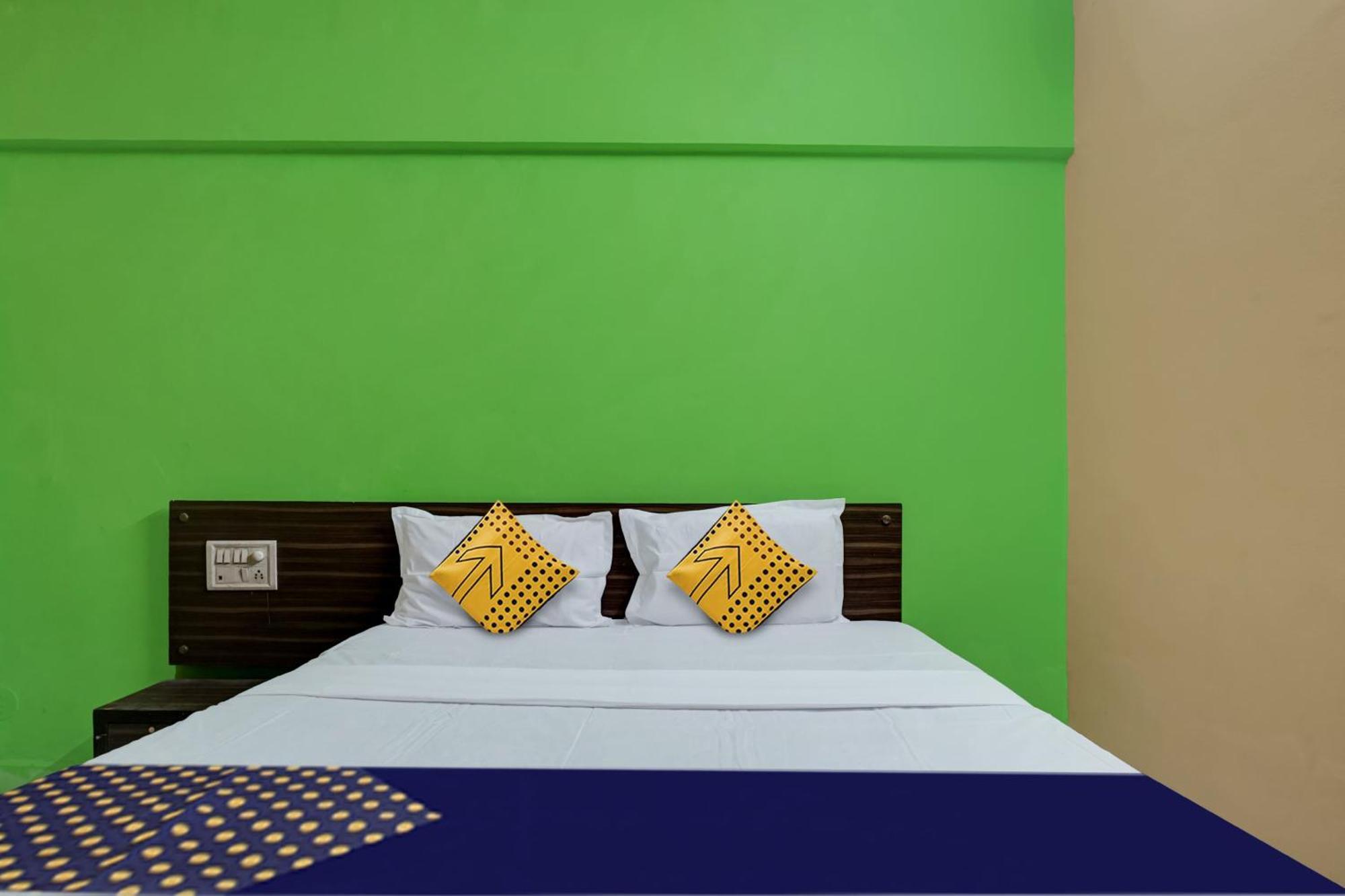 Hotel O Akash Lodge Latur Exterior photo