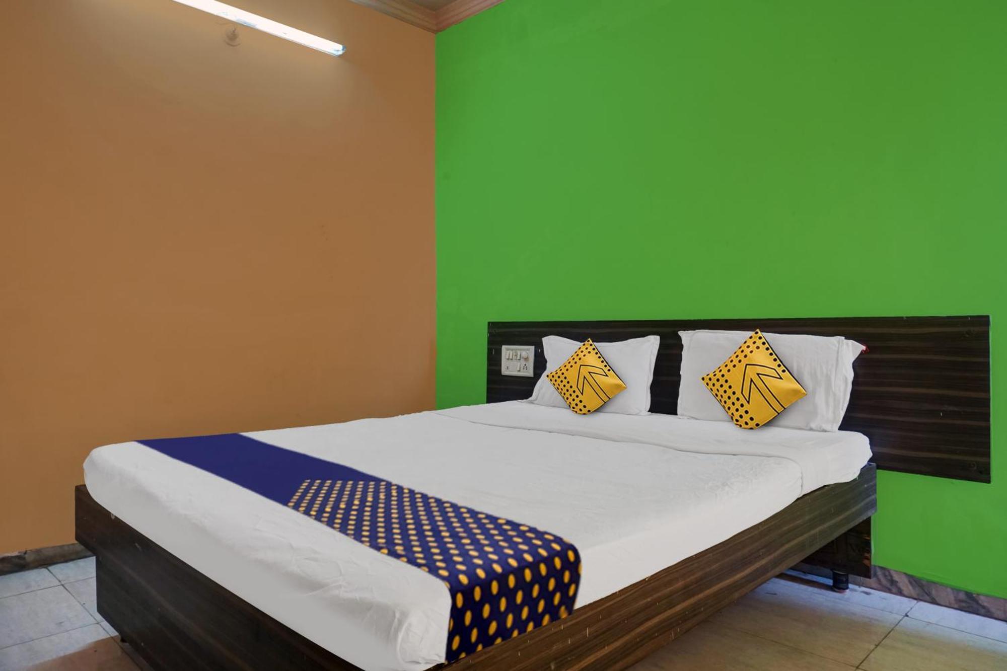 Hotel O Akash Lodge Latur Exterior photo