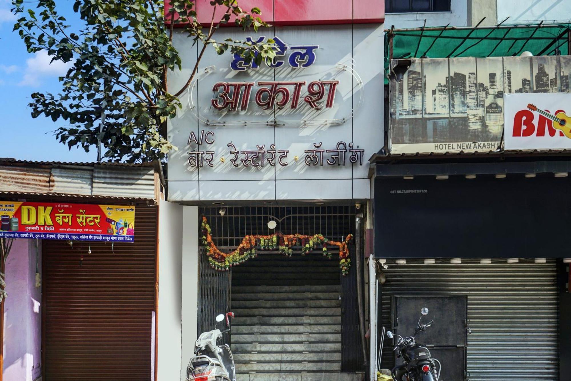 Hotel O Akash Lodge Latur Exterior photo
